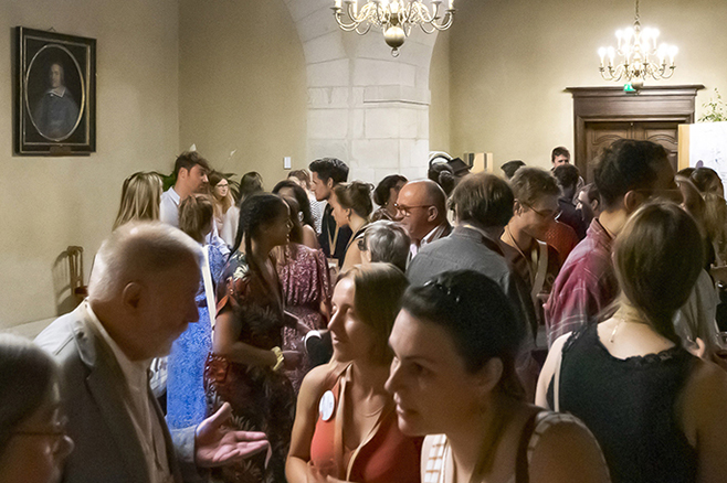 Moment convivial et échanges entre internes et partenaires PM64